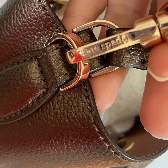 kate spade Eva Bucket bag satchel removable adjustable crossbody small/mini ash - Picture 4 of 15